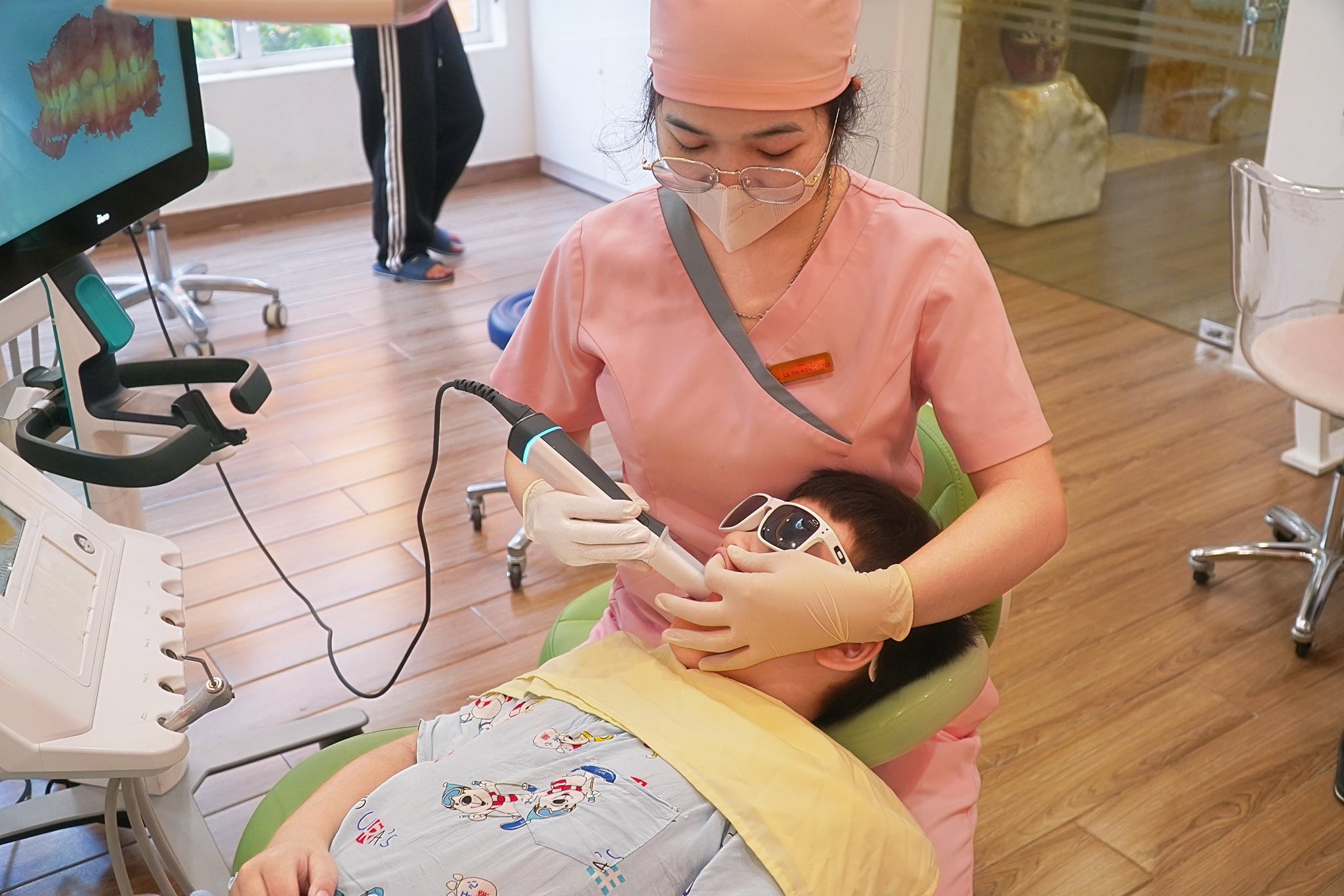 Chụp phim & chẩn đoán chuyên sâu (khi cần thiết)