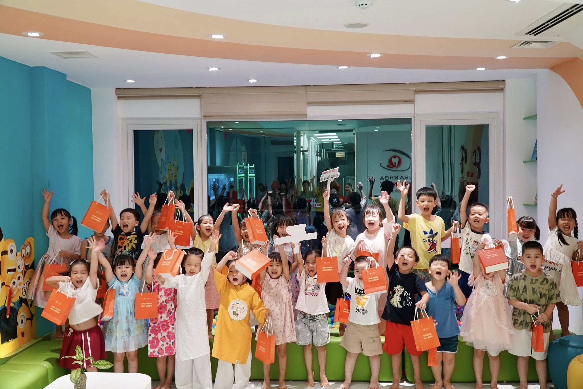 Hướng dẫn chăm sóc & hẹn tái khám định kỳ