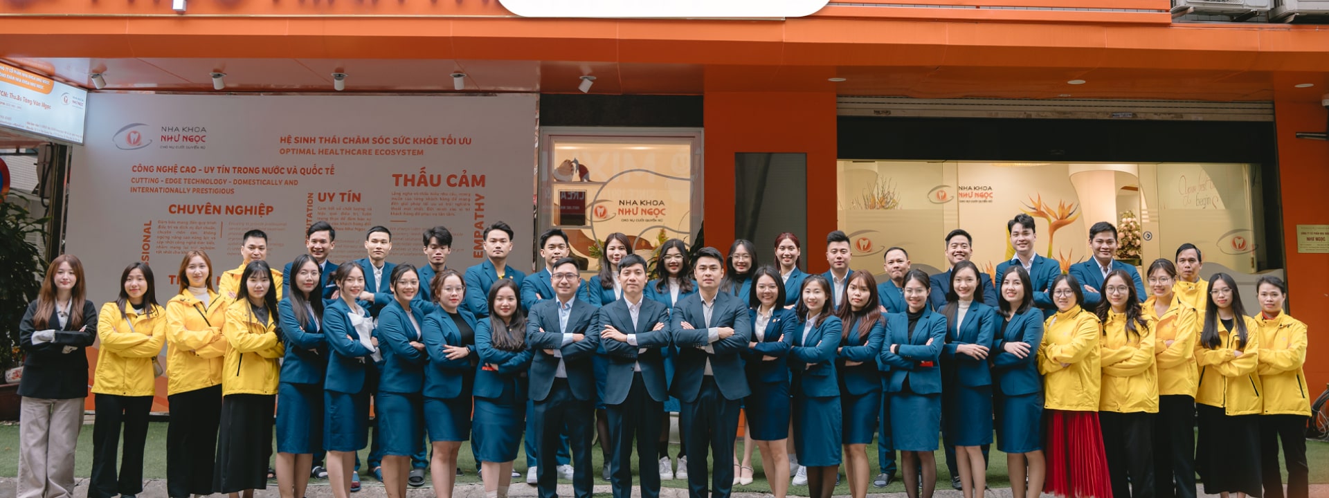 Cam Kết Đội Ngũ