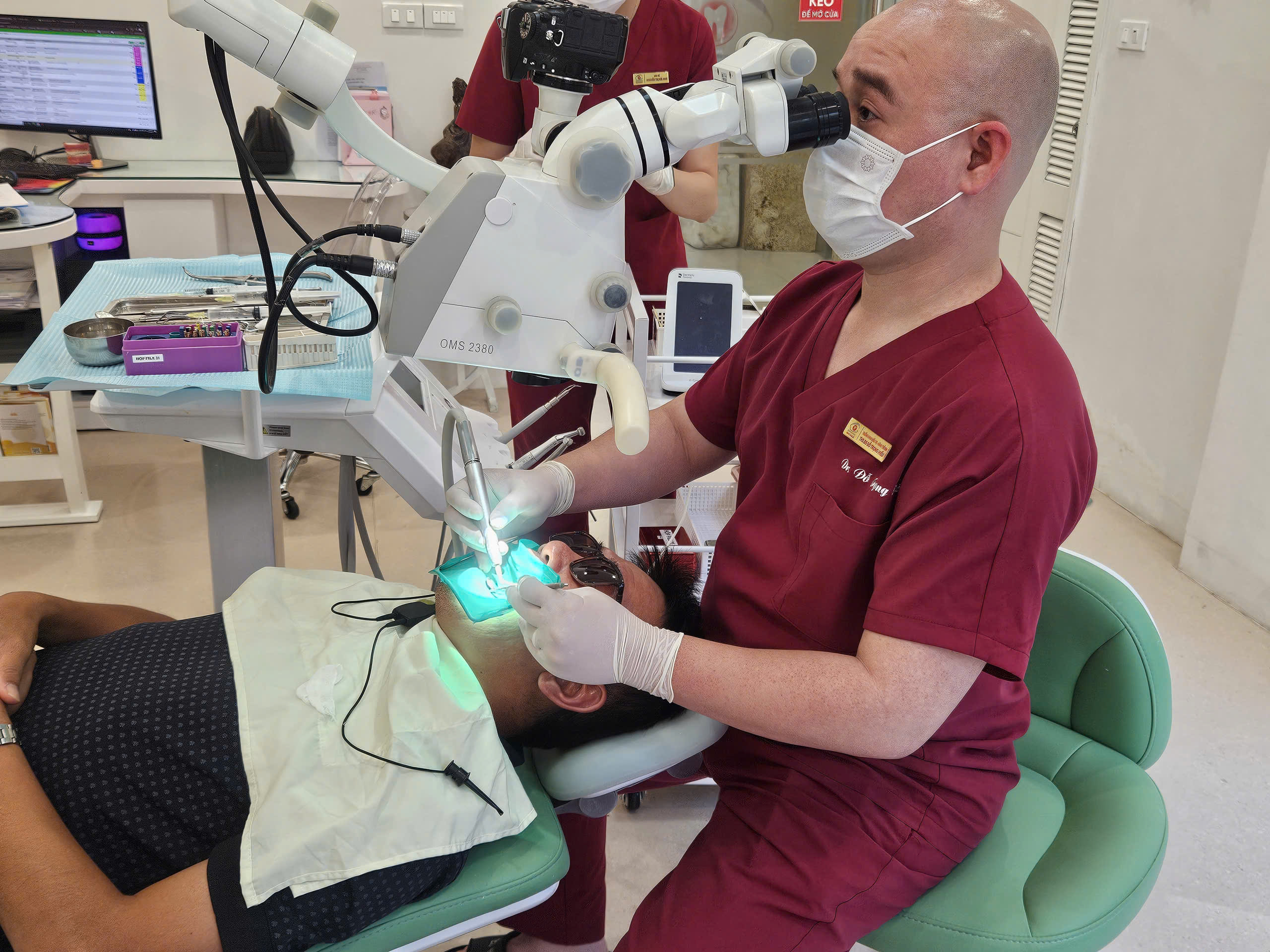 ĐIỀU TRỊ NỘI NHA - BẢO TỒN (CÓ KÍNH HIỂN VI)