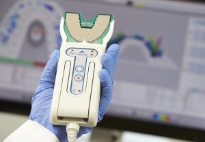 Tスキャンを用いた咬合の測定と分析